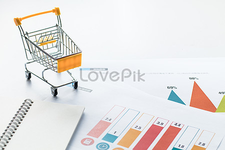 Analysis Of The Bill Of Consumer Shopping List Photo Image Picture Free 