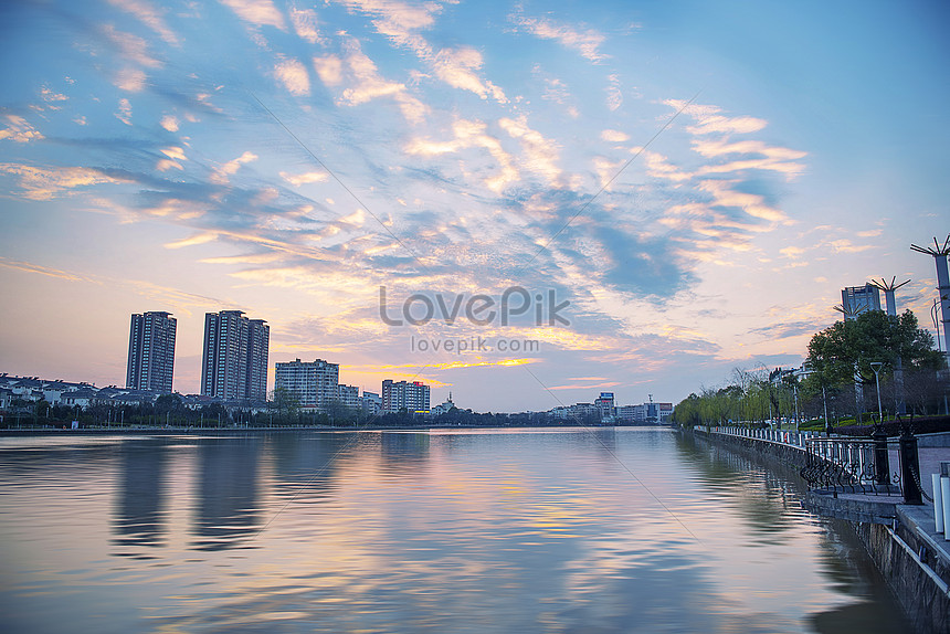 街の夕焼け空の風景イメージ 写真 Id Prf画像フォーマットjpg Jp Lovepik Com