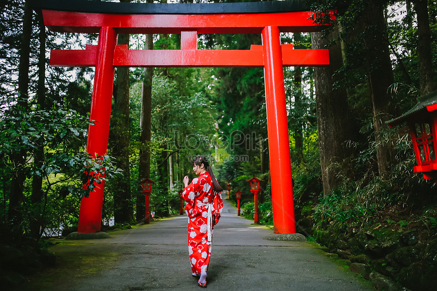 日本箱根神社和服鳥居圖片素材 Jpg圖片尺寸3592 2395px 高清圖片 Zh Lovepik Com