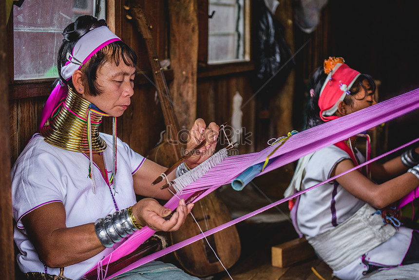 ミャンマーロングセックスの女性が織りイメージ 写真 Id Prf画像フォーマットjpg Jp Lovepik Com
