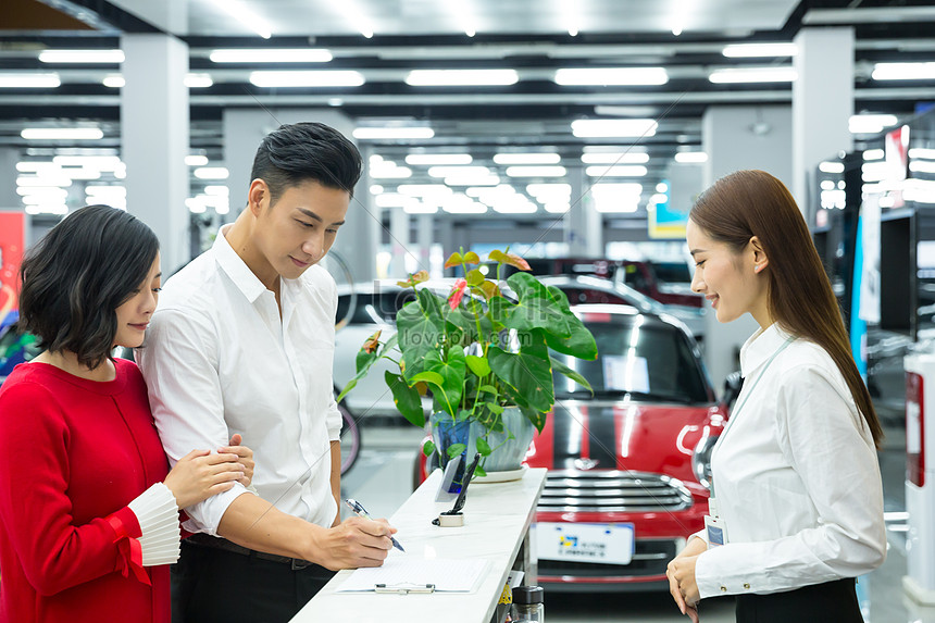 Car dealership receptionist job description