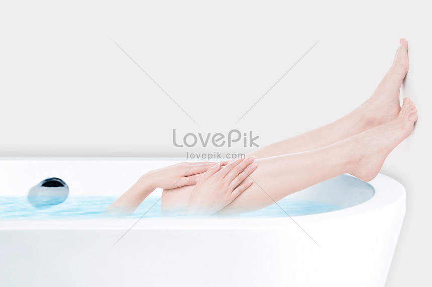 Ответы эвакуатор-магнитогорск.рф: Женские ножки в ванной, какие чувства у вас вызывают такие фото?)