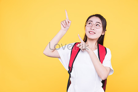 A College Student Carrying A Book With A Book Bag Photo Image Picture Free Download 500837981 Lovepik Com