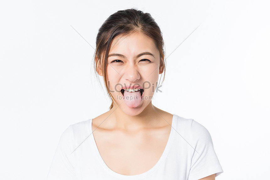 舌を突き出している女の子イメージ 写真 Id Prf画像フォーマットjpg Jp Lovepik Com