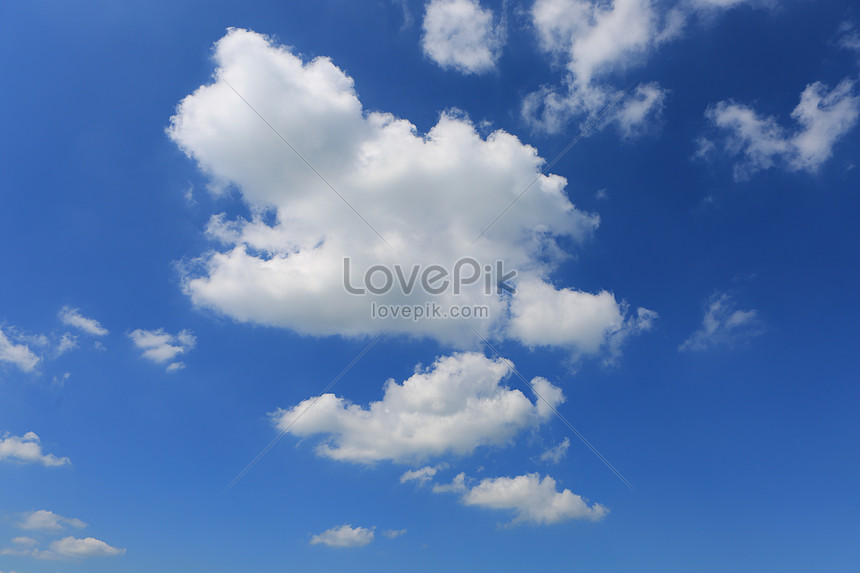 Với ảnh Blue Sky Baiyun HD, hãy cùng đắm mình trong khung cảnh vô cùng tuyệt đẹp, huyền bí và thu hút bởi vẻ đẹp tự nhiên của bầu trời xanh.