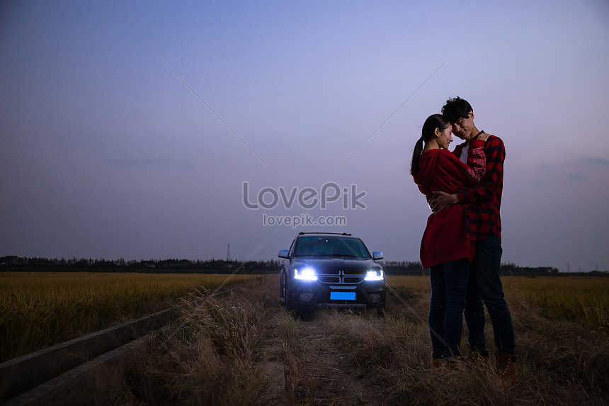 人車人生夜カップルダンスイメージ 写真 Id Prf画像フォーマットjpg Jp Lovepik Com