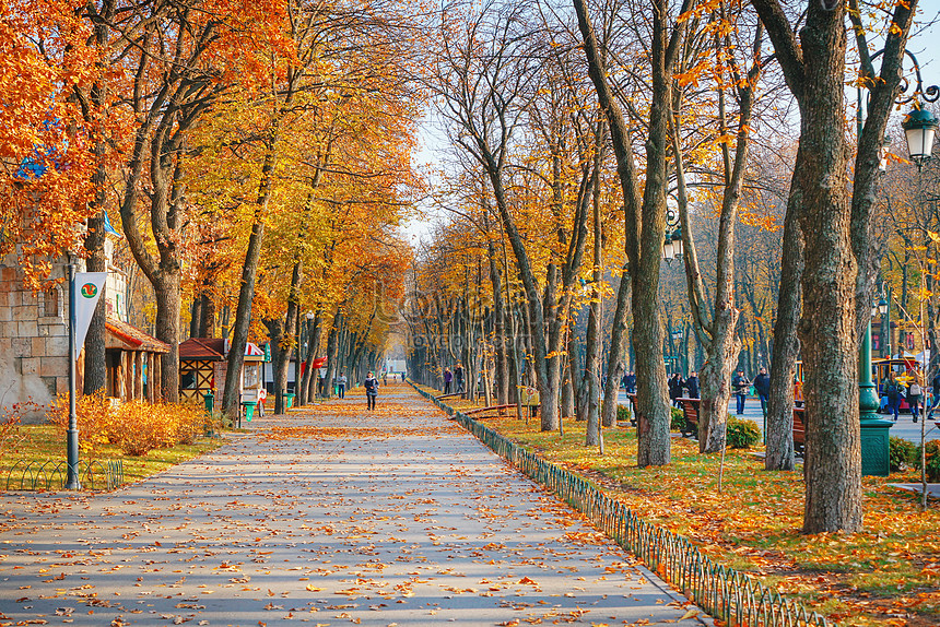 ハリコフ ウクライナの秋の景色イメージ 写真 Id Prf画像フォーマットjpg Jp Lovepik Com