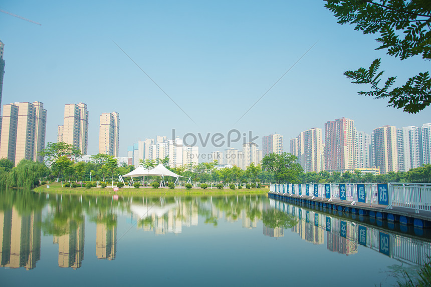 Fairy lake reflection city building photo image_picture free download ...