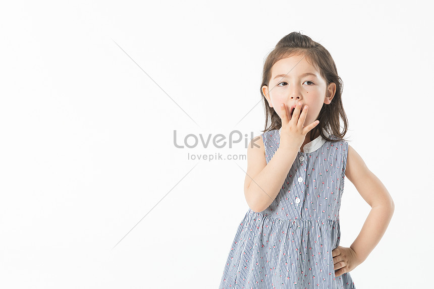 あくびをする外国人の女の子イメージ 写真 Id Prf画像フォーマットjpg Jp Lovepik Com