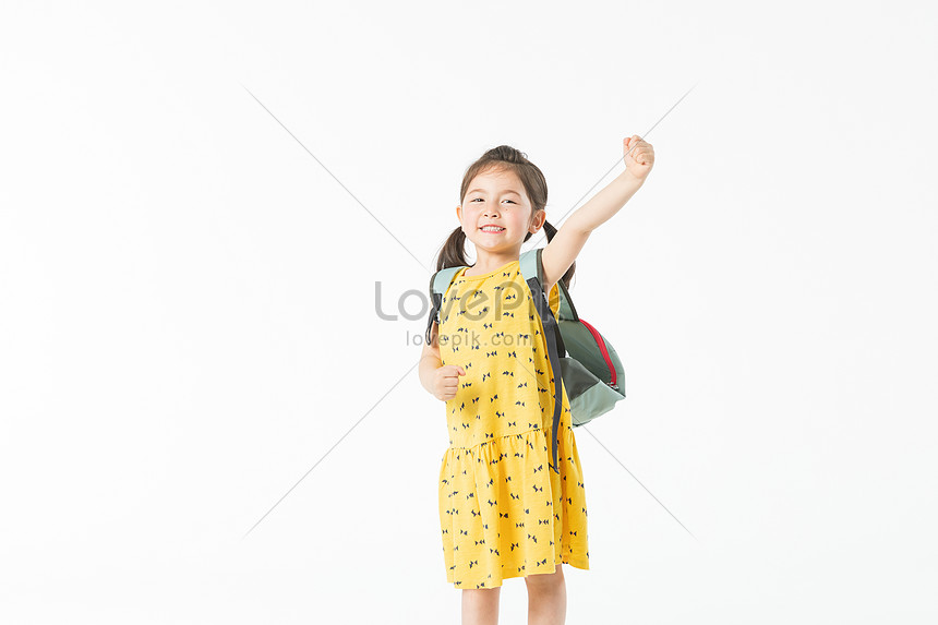 Foreign Children Are Happy To Go To School Photo Image Picture Free Download Lovepik Com