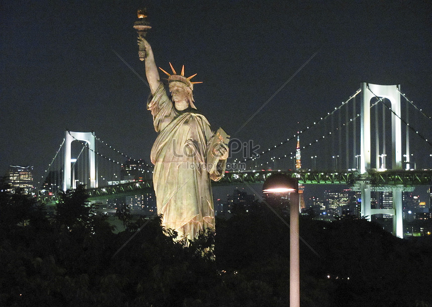 Tokyo Landmark Statue Of Liberty And Rainbow Bridge Night View Photo Image Picture Free Download Lovepik Com