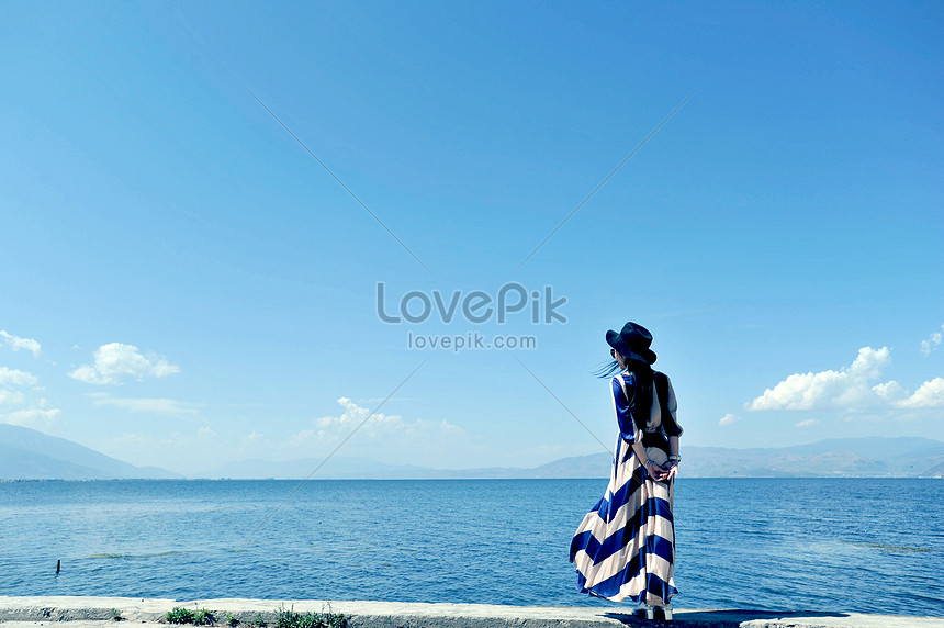 Back View Of Beautiful Woman At The Beach Photo Image Picture Free Download 501371326 Lovepik Com