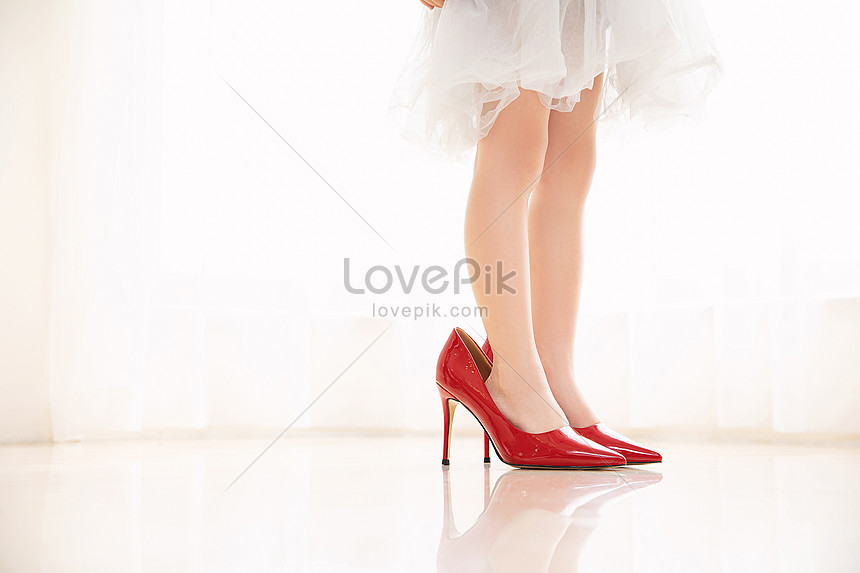 little girl red high heels