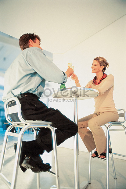 Business People Toasting Picture And HD Photos | Free Download On Lovepik