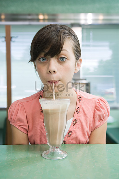 Молочные напитки: отличие капучино от латте и флэт-уайт от кофе с молоком. - Cupsburg coffee