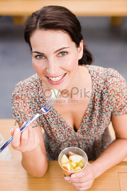               6-7  - 6-7       -  iStock