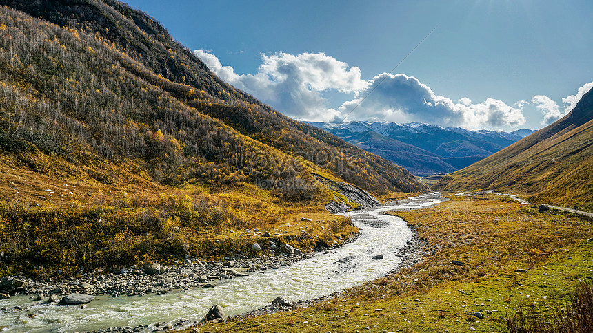 観光名所コーカサス山脈ハイキングパラダイス自然の風景イメージ 写真 Id 501592652 Prf画像フォーマットjpg Jp Lovepik Com