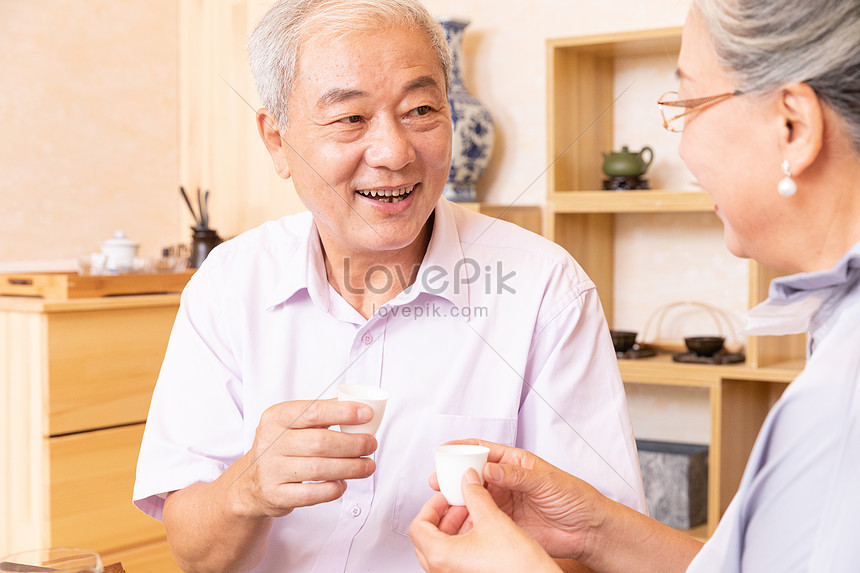 Elderly Couple Drinking Tea In Tea Room Picture And HD Photos | Free ...