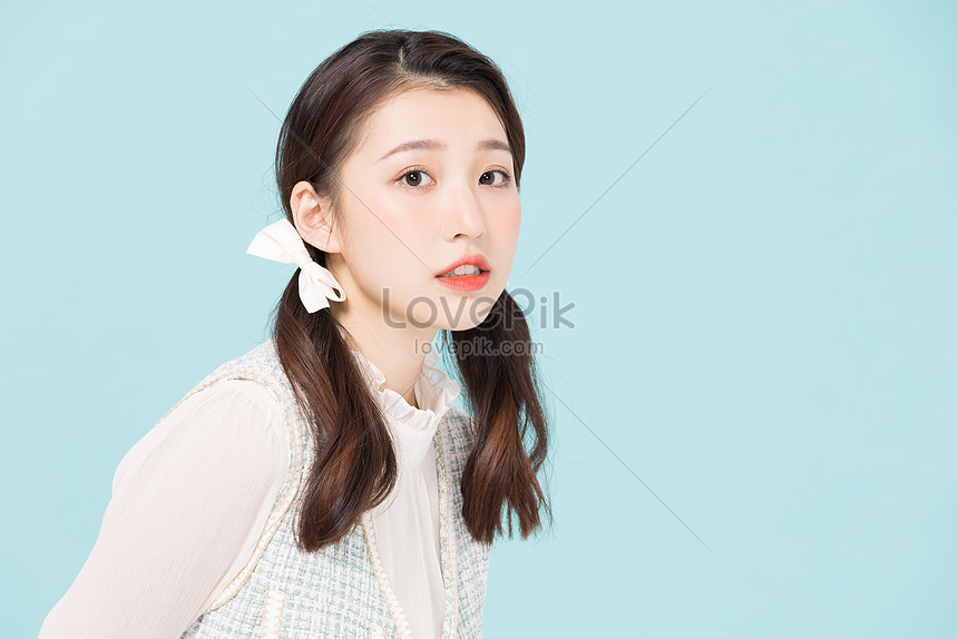 ダブルポニーテールの韓国人の女の子イメージ 写真 Id Prf画像フォーマットjpg Jp Lovepik Com