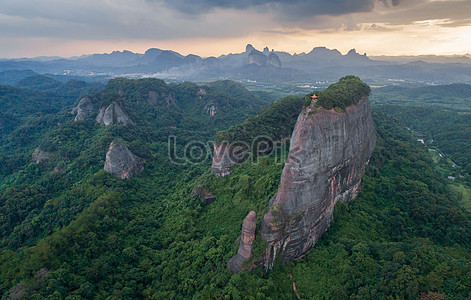 Guangdong shaoguan danxia mountain ink illumination illustration image ...