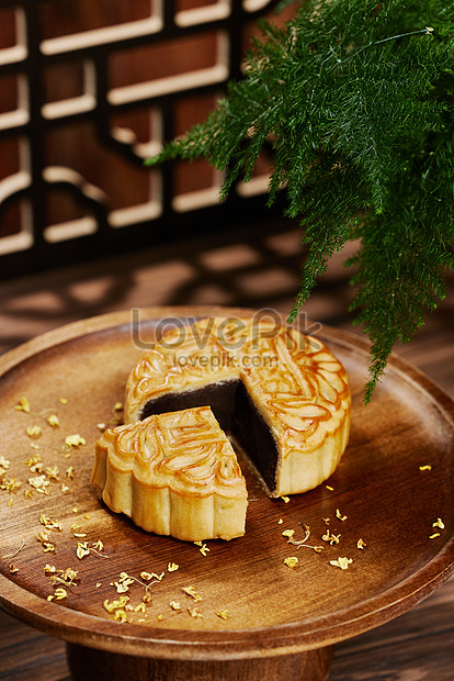 Pastel De Luna De Pasta De Frijoles De Etotoutumnia De Medio Esco  Tradicional Foto | Descarga Gratuita HD Imagen de Foto - Lovepik