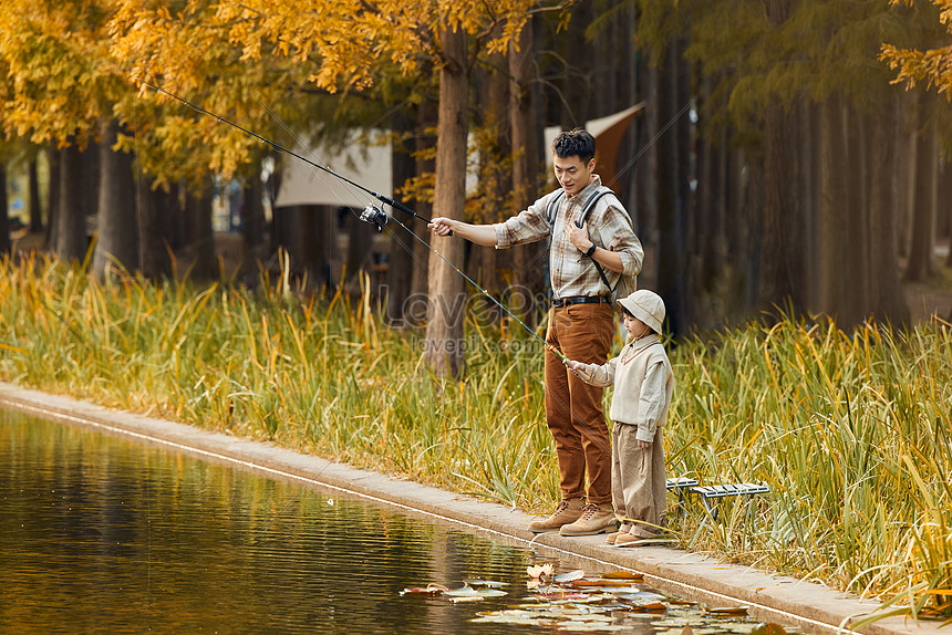 Parents and kids fishing hi-res stock photography and images