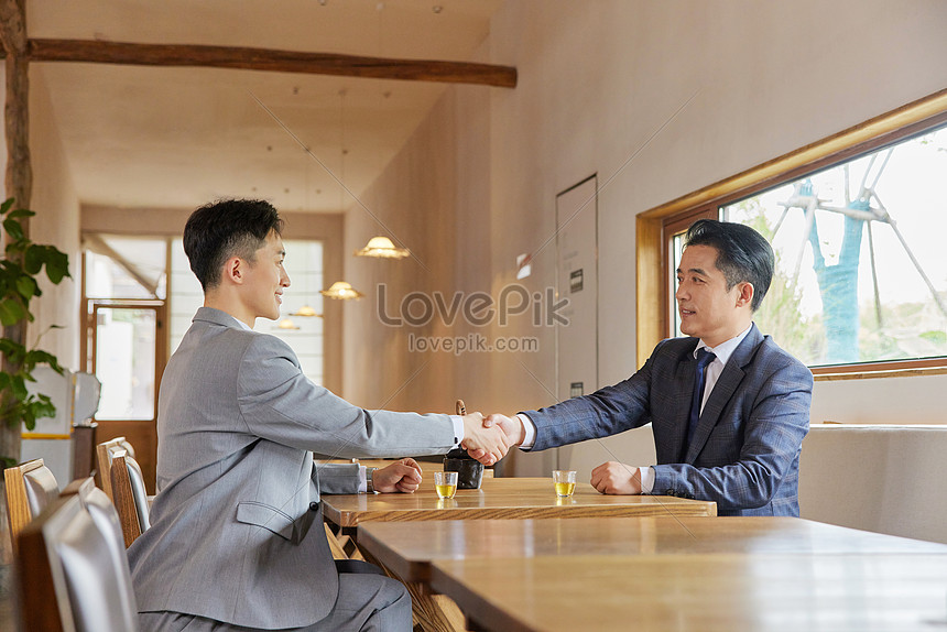 Partner Shaking Hands Picture And HD Photos | Free Download On Lovepik